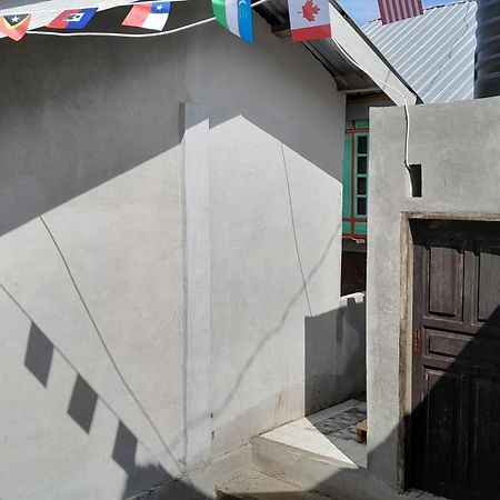 Sollo Sollo Homestay Lemonga Екстериор снимка